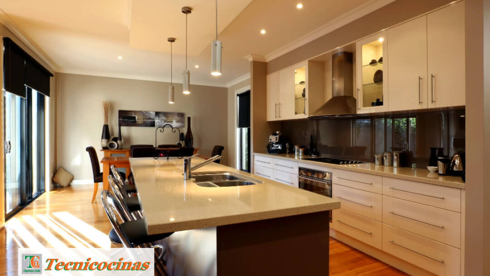 Escoge los muebles de tu cocina integral, guía rápida de 5 puntos