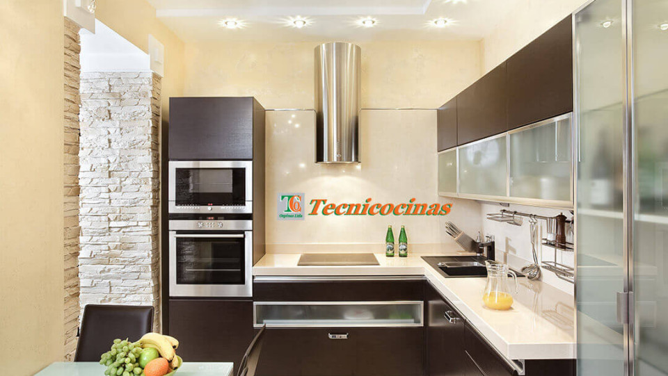 ✅ ¿Por qué tener luces LED empotradas en las cocinas integrales?